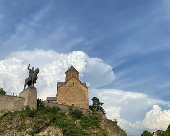 Встреча, размещение в отеле, приветственный ужин