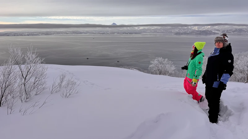 Были с мамой на экскурсии на Халактырский пляж + Мишенная сопка смотровая. Это потрясающе! С Валентином