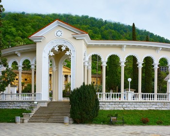 Старая Гагра и побережье