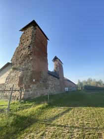 Кревский замок, Боруны, Гольшаны, Ошмяны, Жупраны, Солы, Гервяты, Михалишки, озеро Свирь, Довмонтово городище, Голубые озёра
