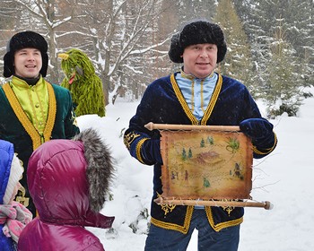 Улица Баумана, Кыш Бабай и ночная Казань