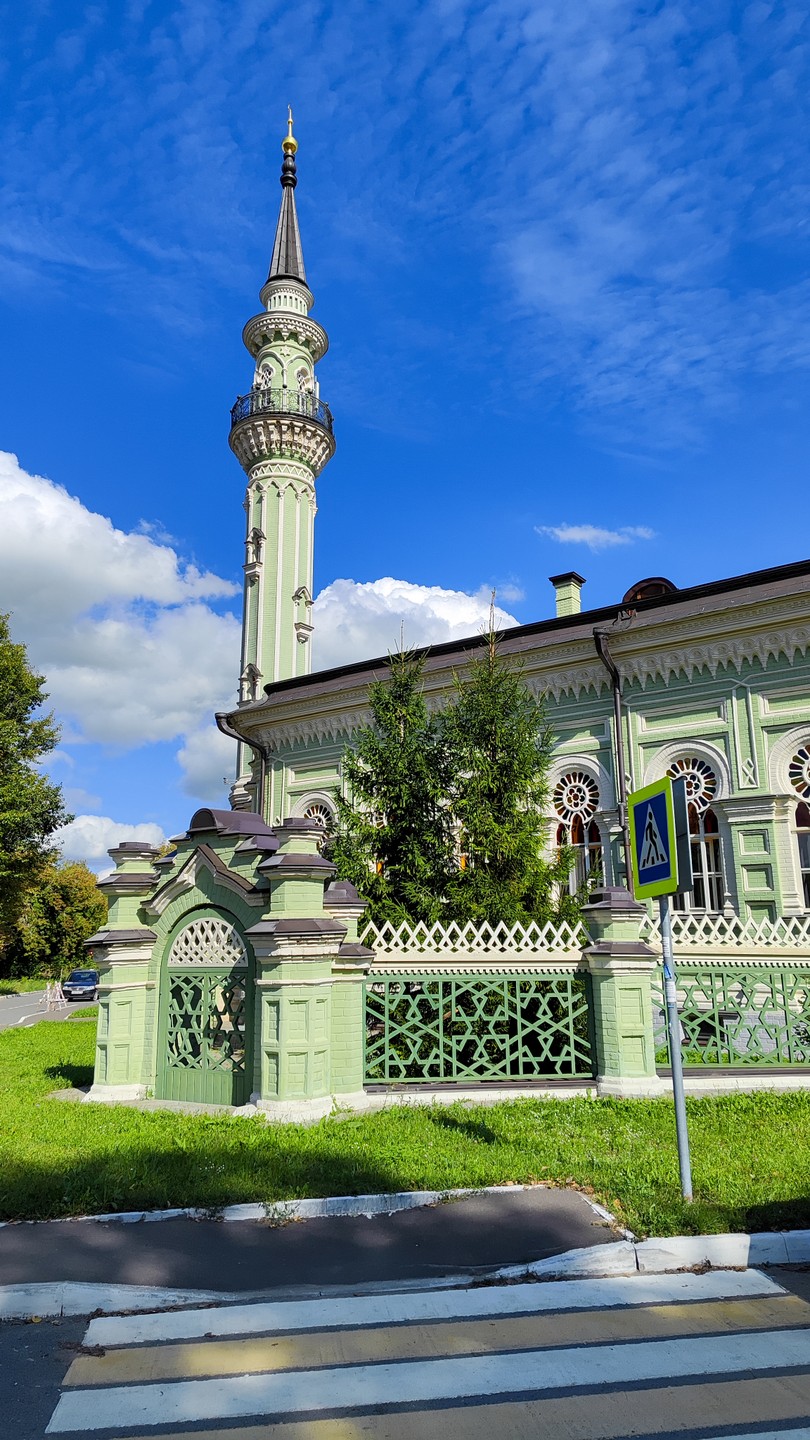 Если вы устали от лощеной Казани, то эта экскурсия точно для вас. По пути у вас