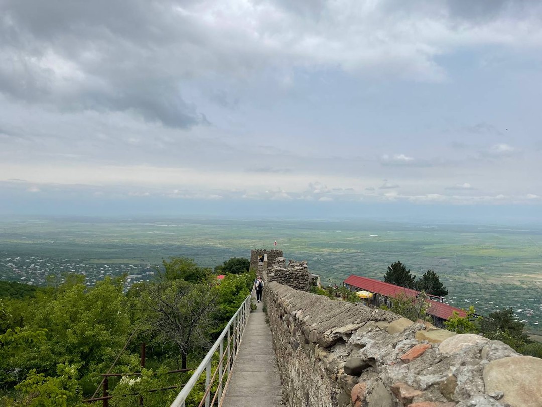 Отличная экскурсия. С нами был Заза - очень советую его как сопровождающего.
