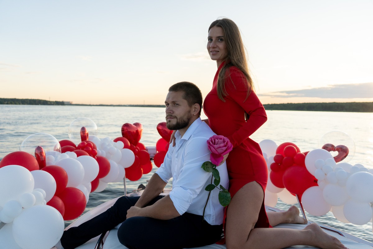 Свидание на яхте на закате по Москве (7/8)