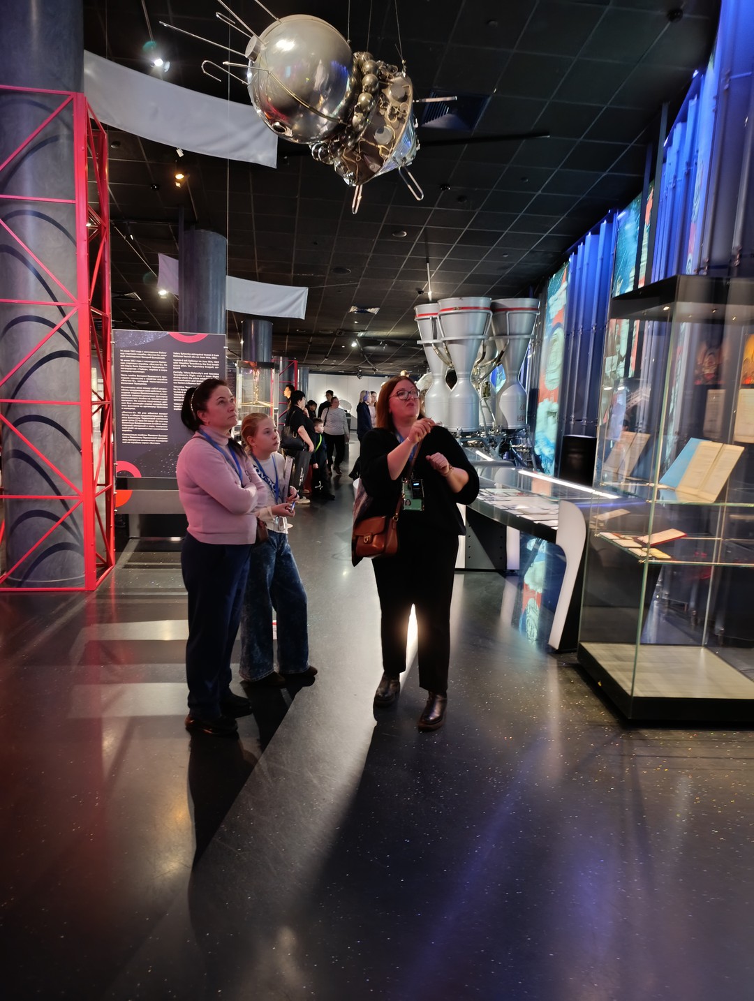 Несмотря на повышенную загруженность музея в январские праздники экскурсия прошла планово, комфортно и познавательно. Спасибо Ирине