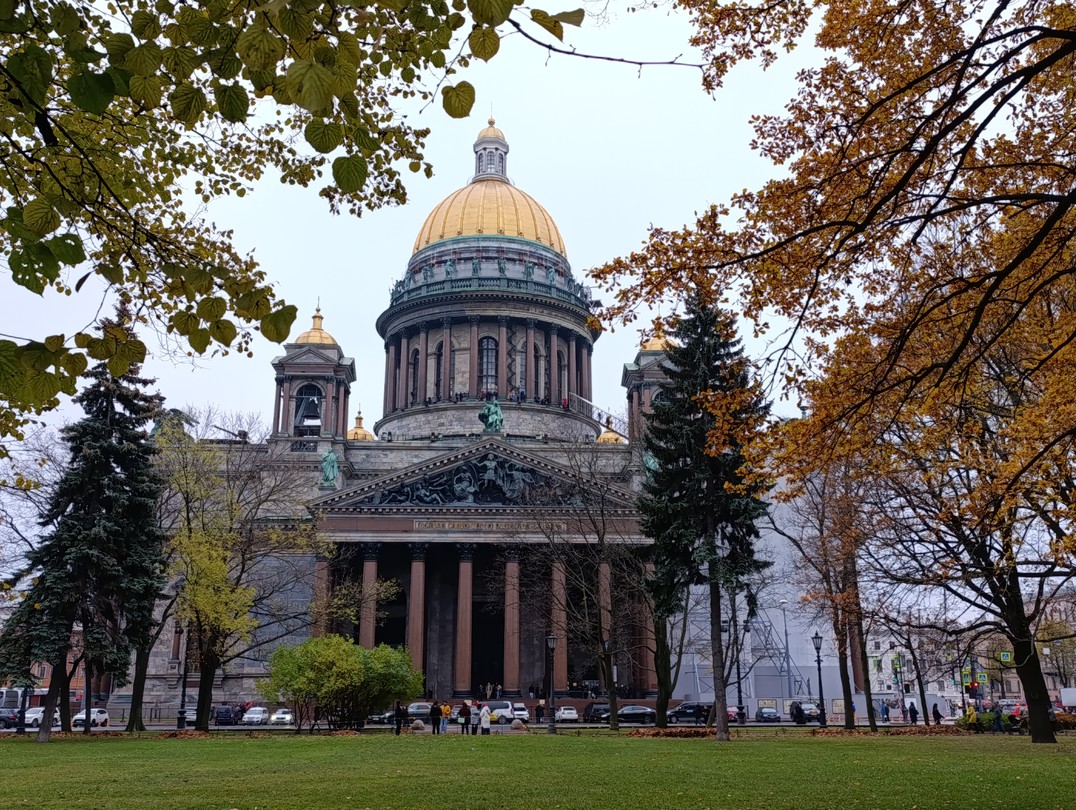 Фейк или Факт: 12 невероятных историй Петербурга (Александра)