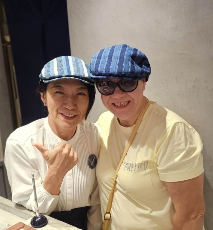 Наш первый день в Токио, и первая экскурсия прошли во главе с милым и очаровательным гидом