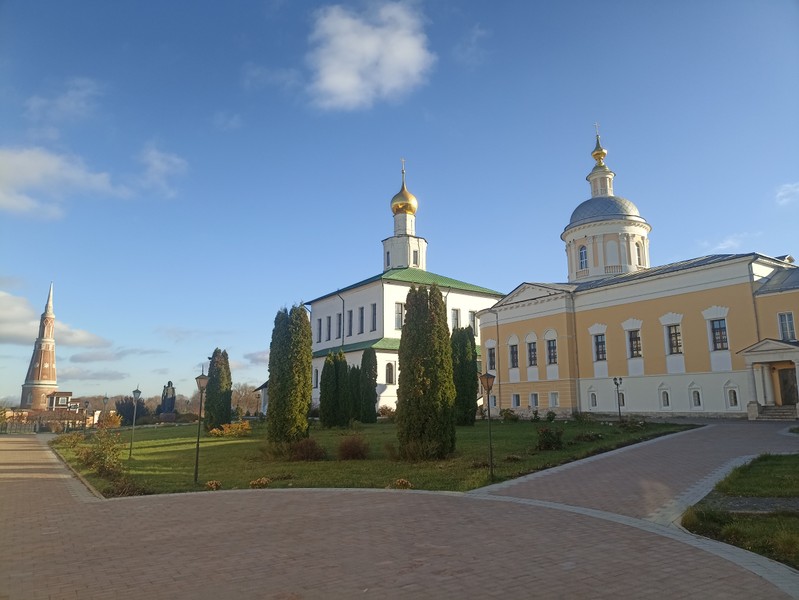 Старо-Голутвин монастырь с православным гидом