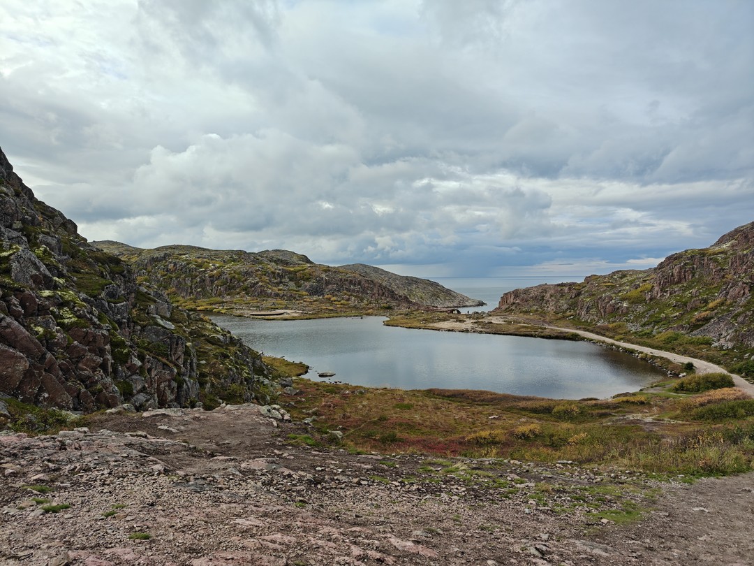 Экскурсия отличная. По большей части за счёт интересной информации от гида. Великолепный маршрут, очень живописные виды