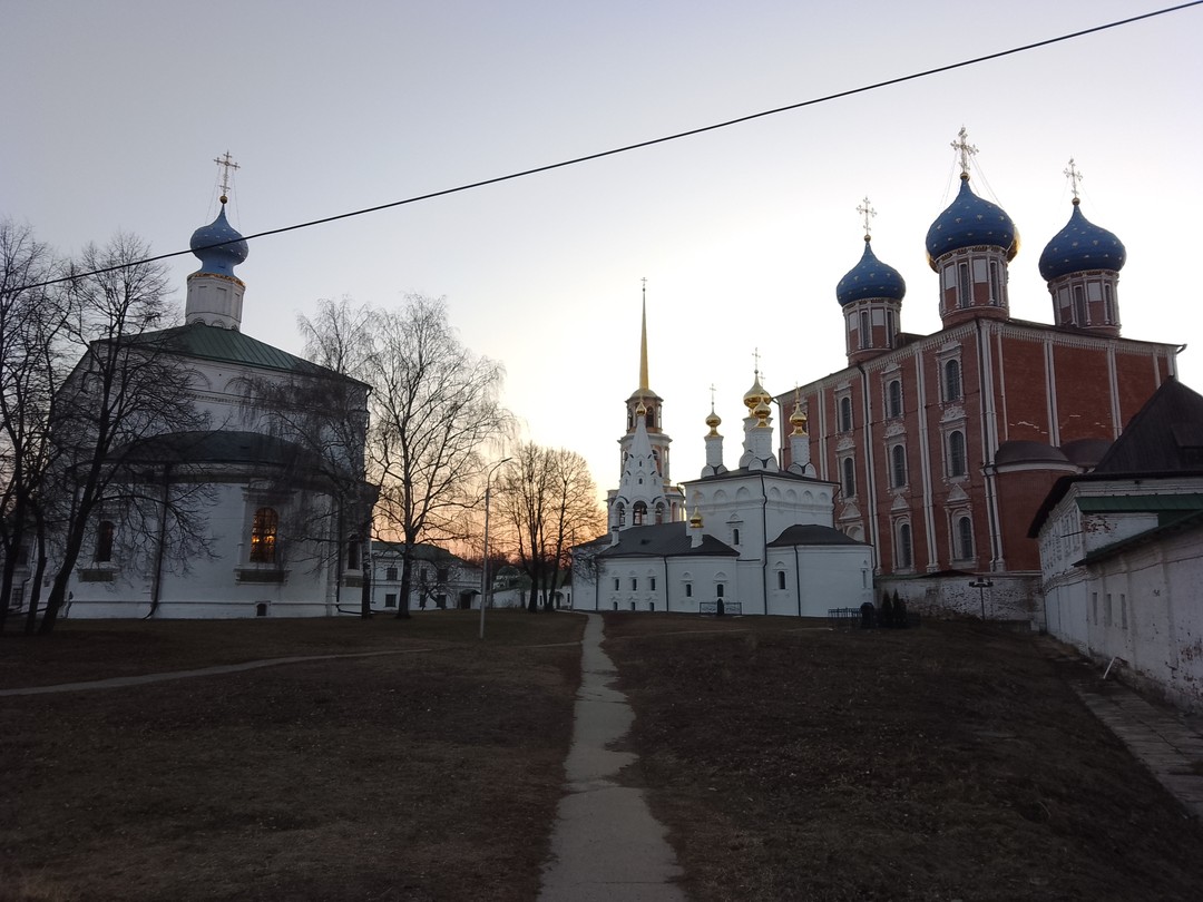Очень познавательная экскурсия, Алексей подробно рассказал о Рязанском кремле, о раскопках, которые проходили на его территории,