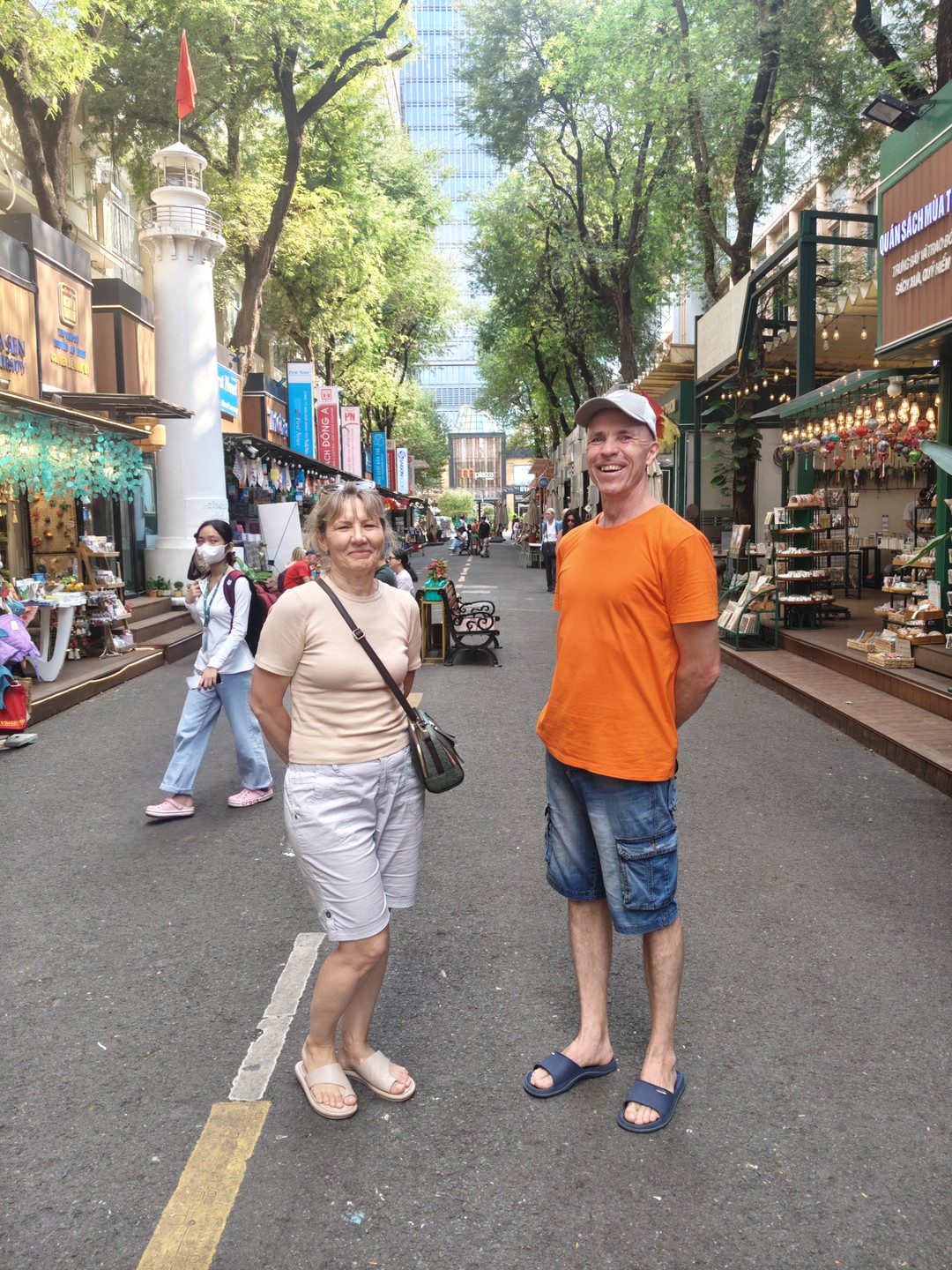 Экскурсия прошла отлично. Ирина профессионал своего дела. Легко пообщались, очень довольны!