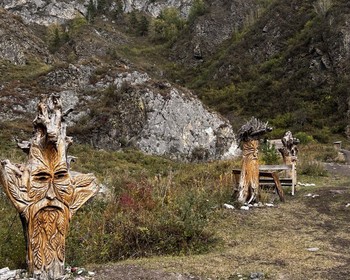 Хребет дракона, Патмос и Чемальская ГЭС