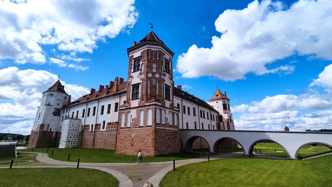 Замки Беларуси: групповая экскурсия в Мир и Несвиж из Минска (Ольга)