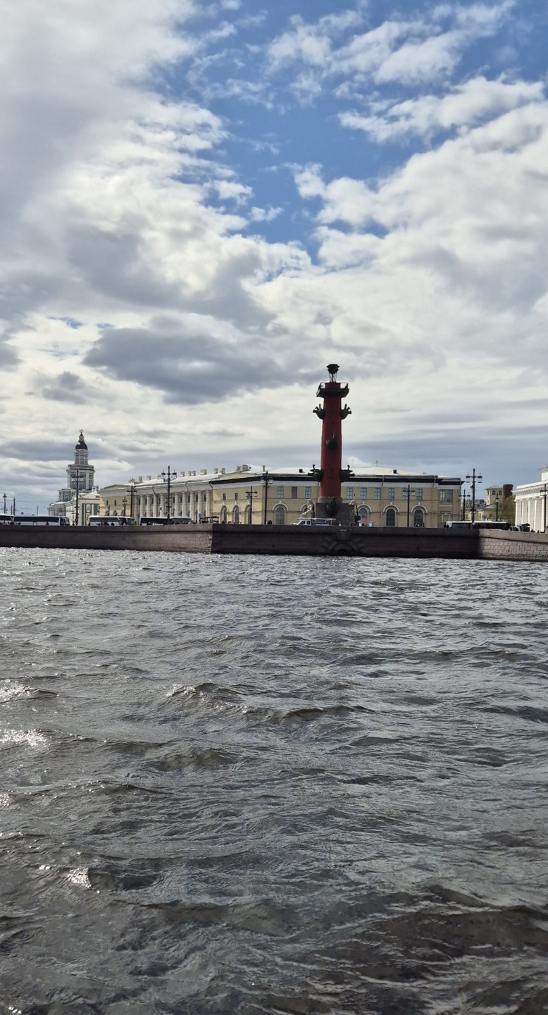 Очень понравилась экскурсия, Даша интересно рассказывала, получили массу суперположительных эмоций и классных фото!