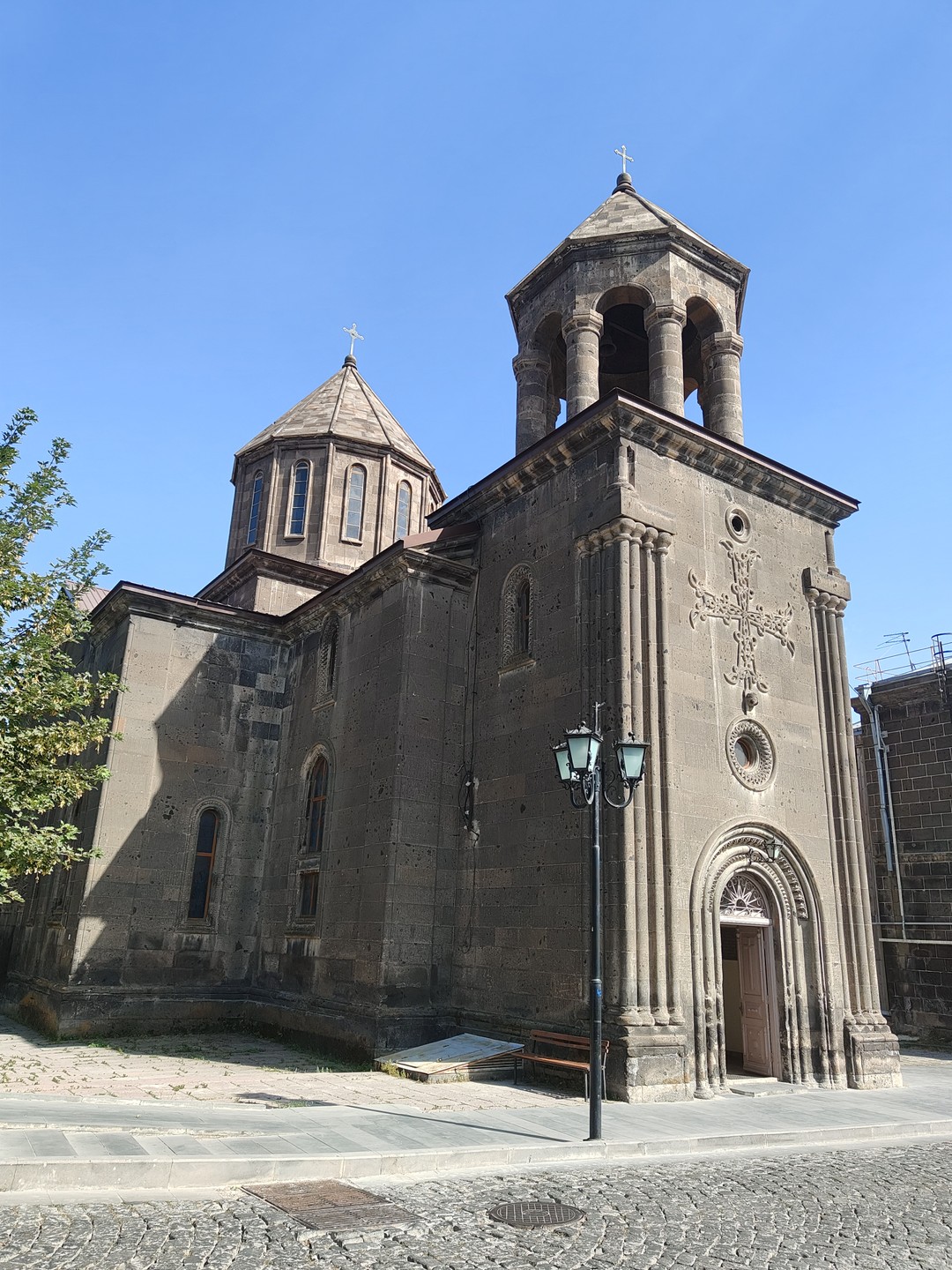 Хочу поблагодарить экскурсовода Арени за замечательную экскурсию в Гюмри. Очень рекомендую к посещению этот очаровательный городок