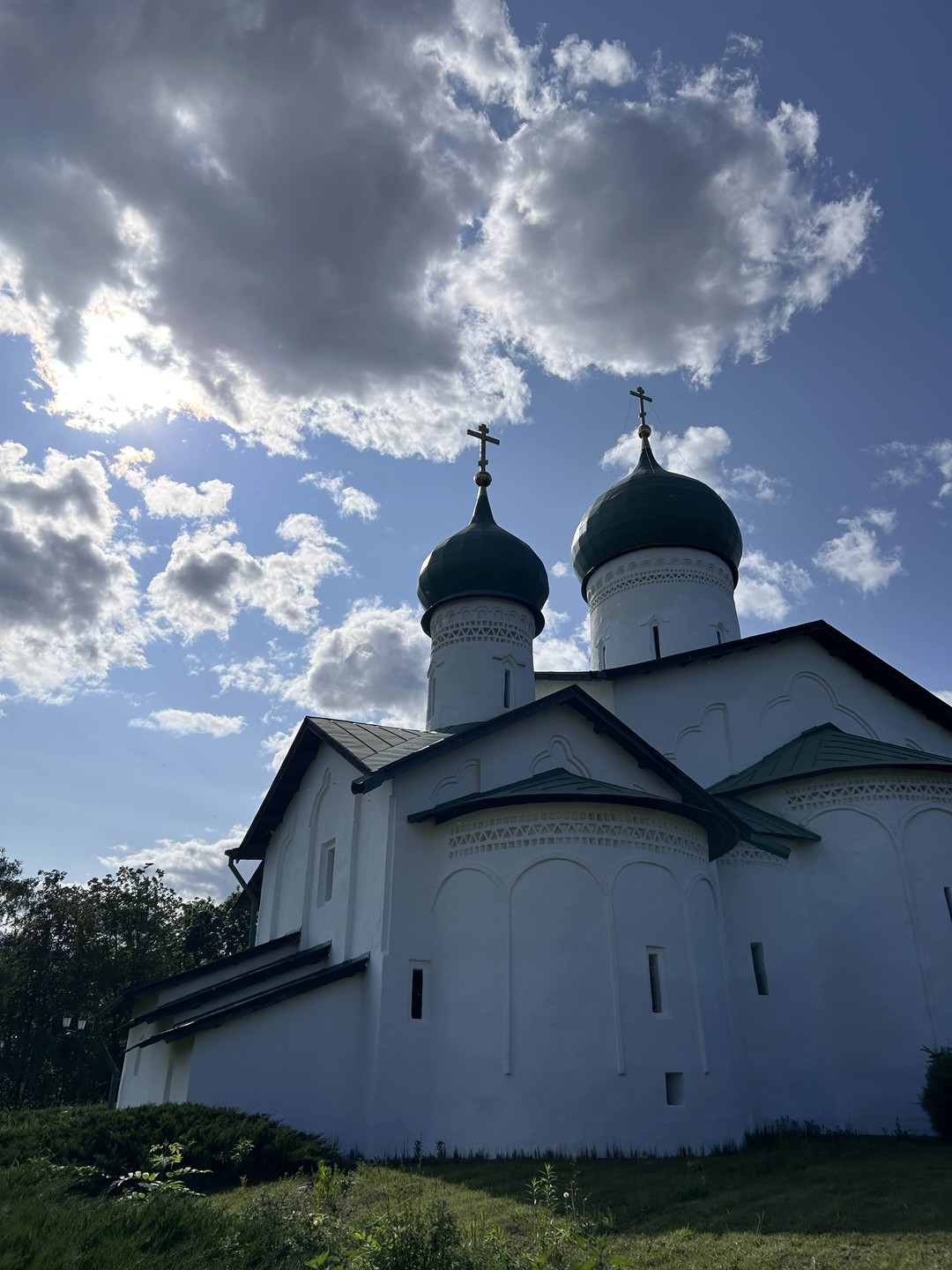 Гид Виктория очень интересно и подробно рассказывала истории, очень увлекательно, время пролетело незаметно. Спасибо!