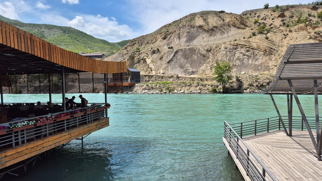 Все было отлично, интересно и комфортно при передвижении от локации к локации! Хотелось бы больше времени