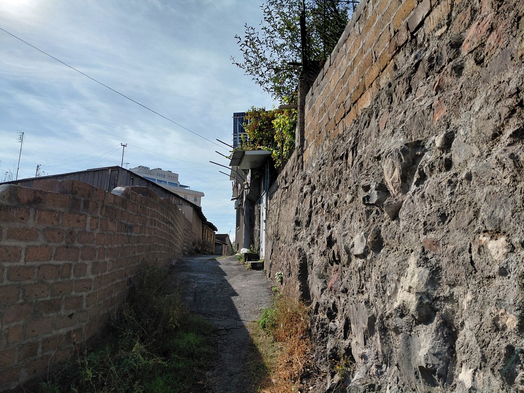 Рекомендуем замечательную экскурсию, где вы узнаете много интересного об историческом прошлом Еревана и про кофе!