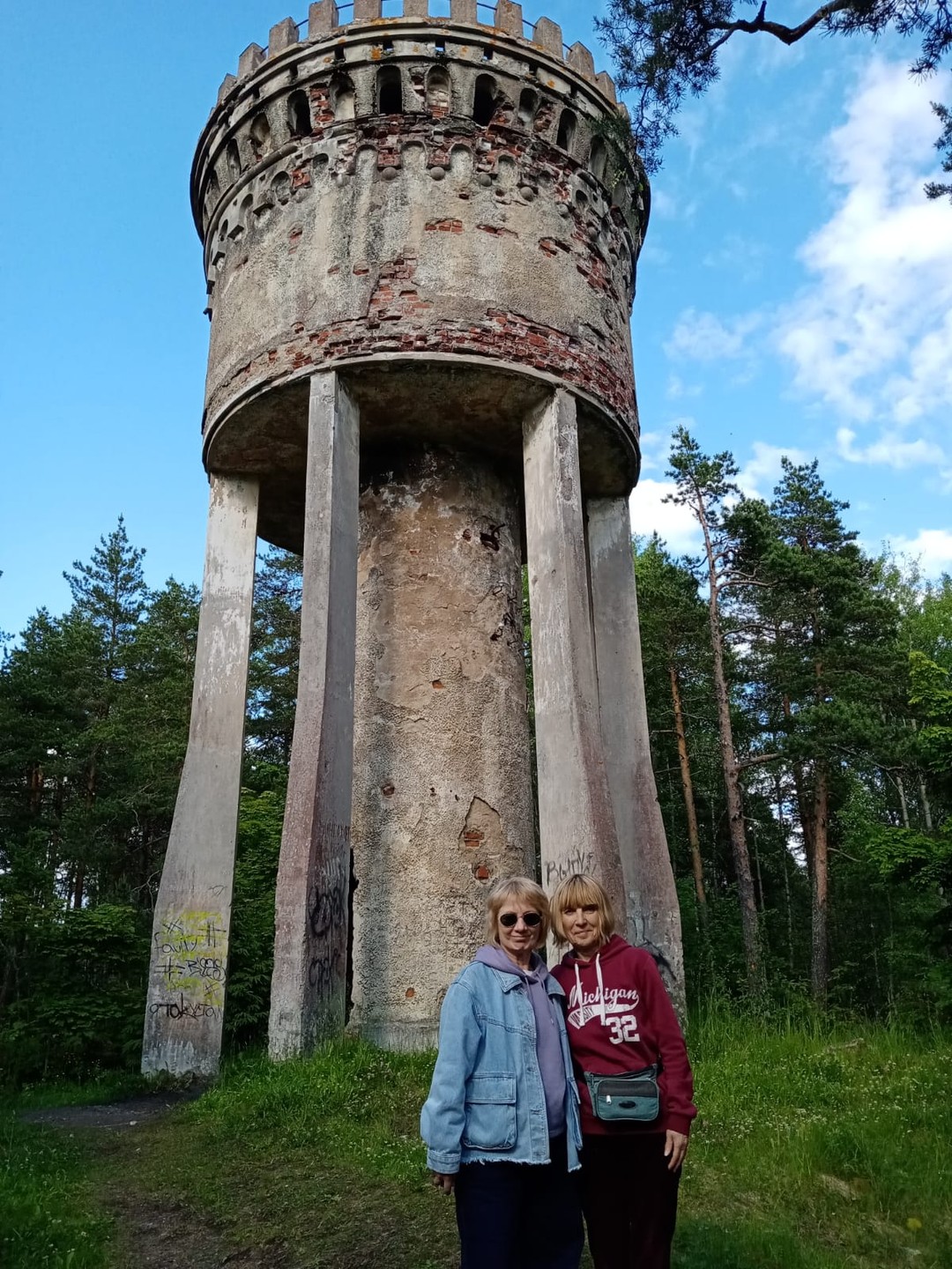 По Выборгу и его окрестностям (Елена)