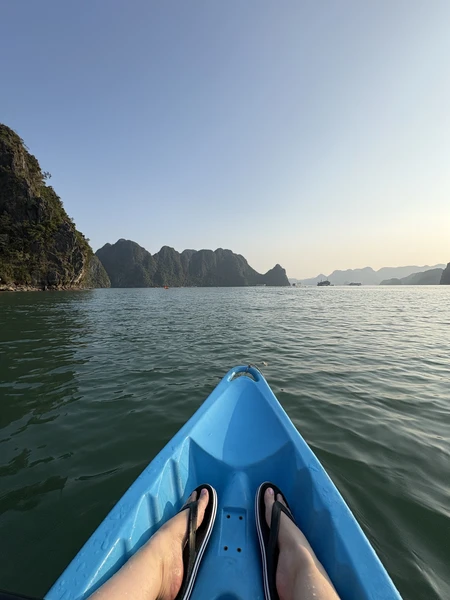 Очень классная экскурсия! И прогулка по Ханою в первый день, и невероятный круиз в Халонг. Все