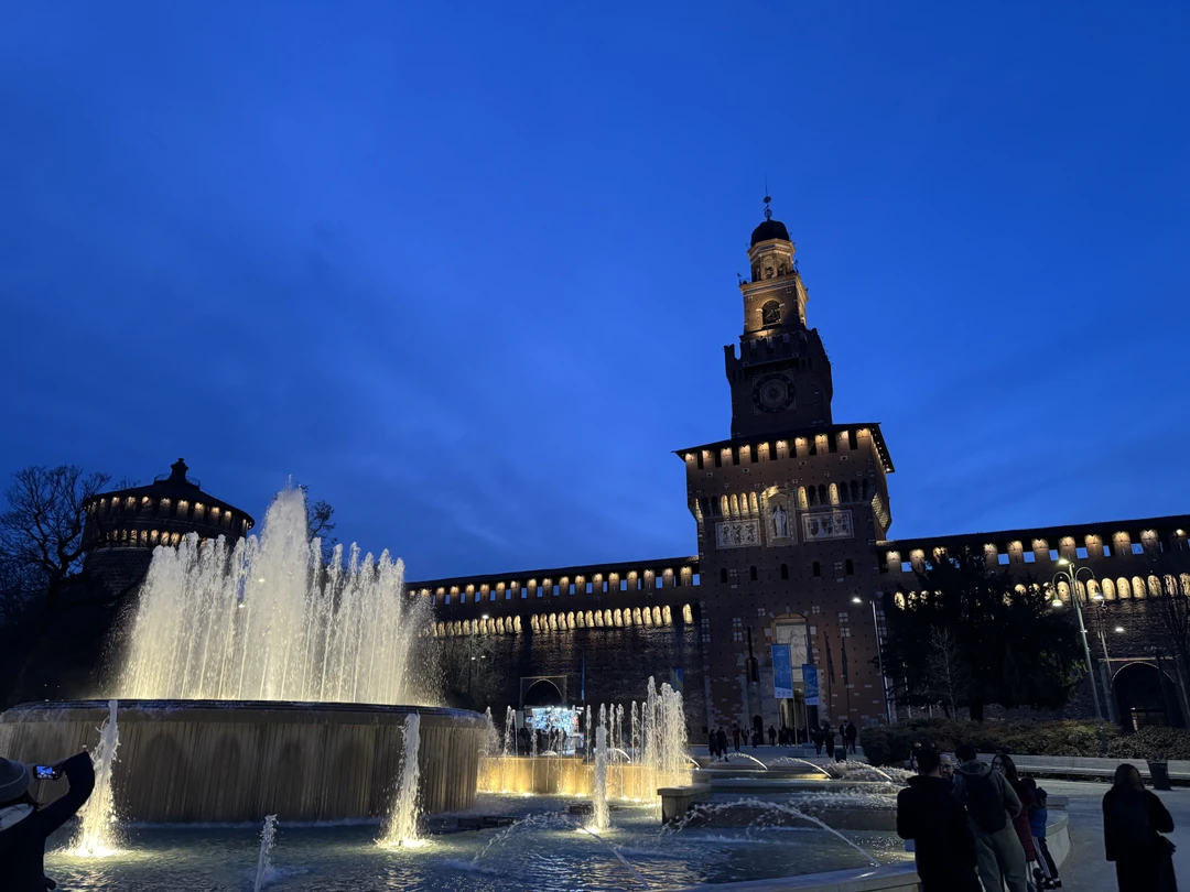 Добрый день. Уже в третьем городе посещаю экскурсию «Свидание с … каждый день» и каждый раз