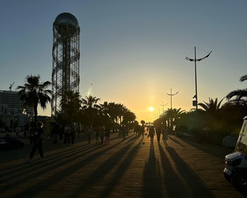 Водопады Махунцети, Мост царицы Тамары
