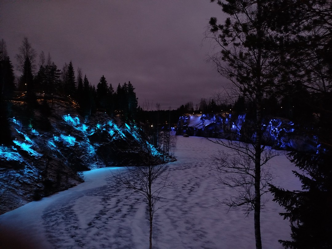 Из Петербурга - в горный парк «Рускеала», к крепости Корела и водопадам (Мария)
