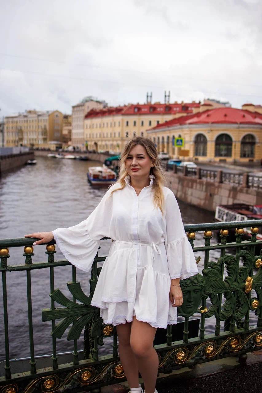 15-минутная фотосессия в лучших локациях Петербурга (Алёна)