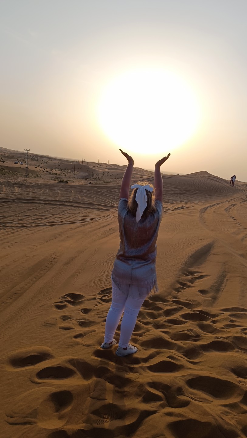 Экскурсия понравилась. Все соответствовало описанию. Предоставили и платье, и национальный костюм. Гид-водитель помог сделать красивые фотографии