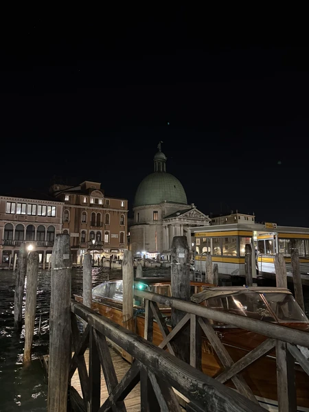 Ольга влюбила меня в Венецию. очень информативно, душевно, легко😍