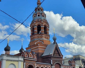 Обзорная экскурсия по Ярославлю, храм Ильи Пророка, Коровницкая слобода и церковь Иоанна Златоуста