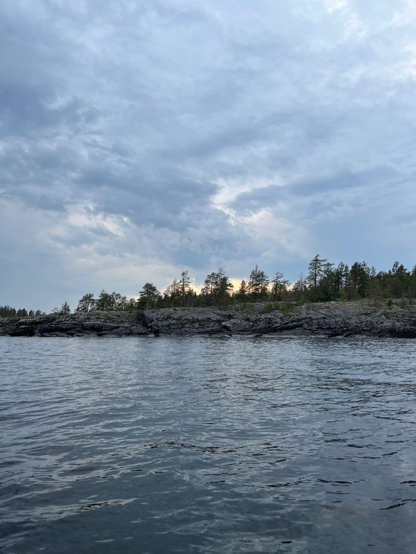 По Ладожским шхерам на маленькой лодке