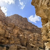 Фото отзыва 1: экскурсия "Из Маската — к оазису Вади-Шаб и воронке Бимма"