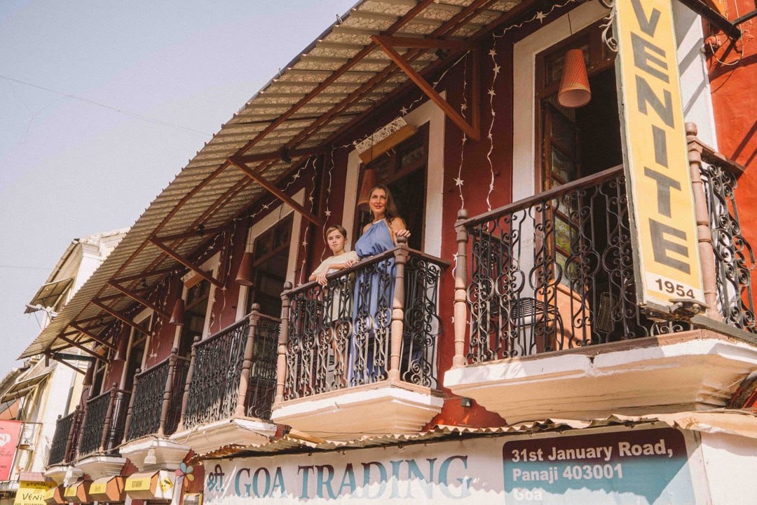 Отличная прогулка, приятные ребята. Знают не только историю, но и местные фишки-кафе, магазинчики, secret places) рекомендую