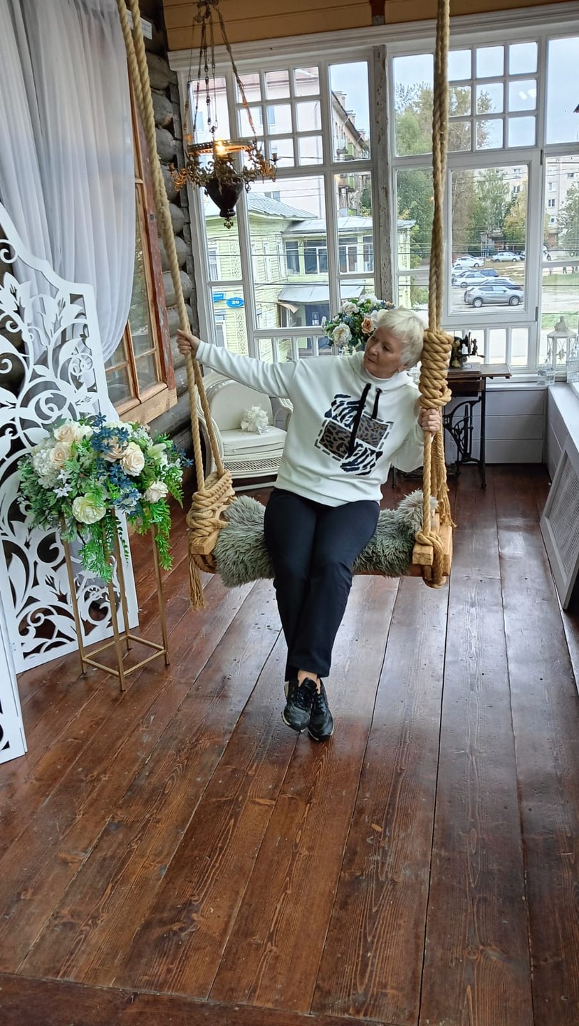 Дом с лилиями, которому мы дали вторую жизнь (Лариса)