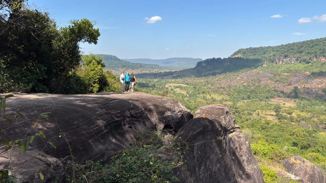 Пишу отзыв, спустя некоторое время после приезда из Камбоджи. Сразу написать было некогда и это даже