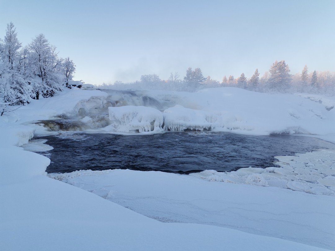 Экскурсия очень понравилась. Нашем гидом был Геннадий, большое ему спасибо за интересную вылазку на сопку и