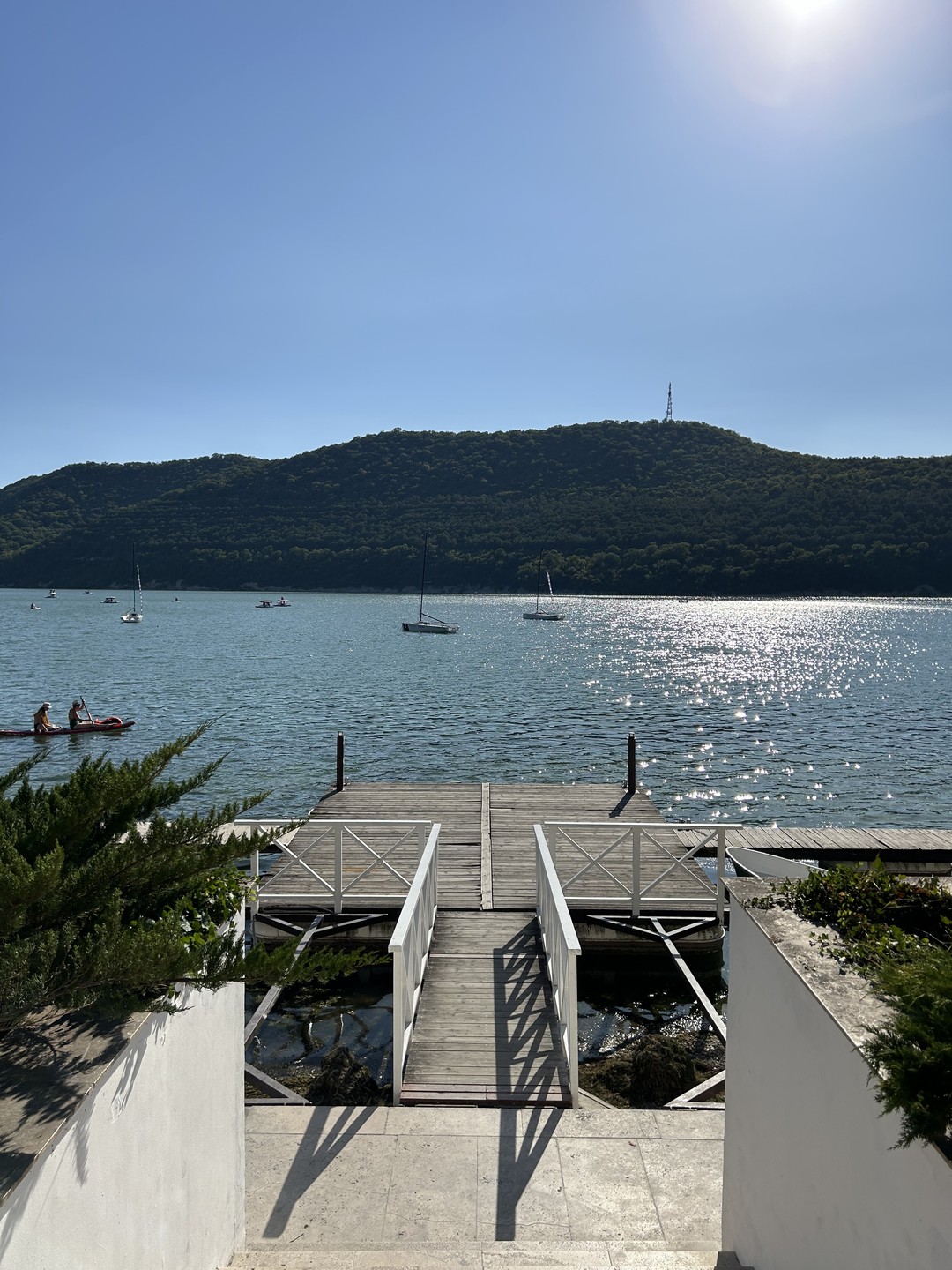 Абрау-Дюрсо, или Добро пожаловать в черноморскую Швейцарию (Дарья)