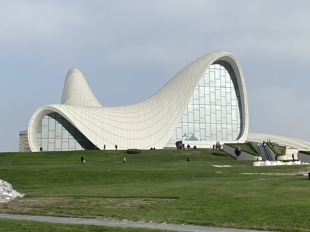 гид Инара была просто замечательной, доброжелательная. 🩷