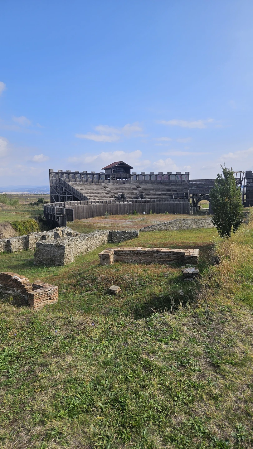 Зоран прекрасный экскурсовод, узнали много нового об истории Восточной Сербии, о наследии Римской империи, увидели своими глазами древние города