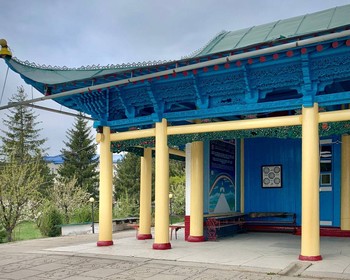 Дунганская мечеть в Караколе, переезд в Казахстан, Кольсайское озеро