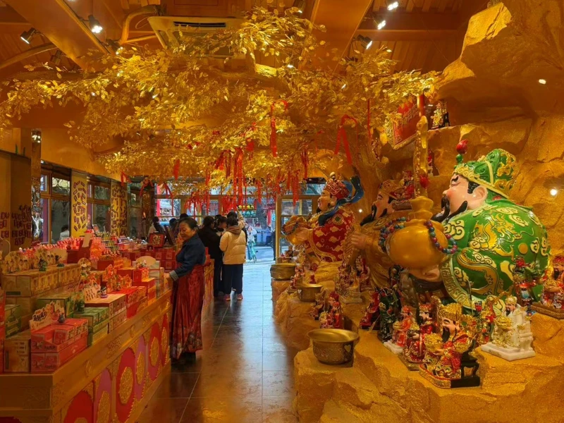 Ритм Пекина: от древних башен до улицы баров