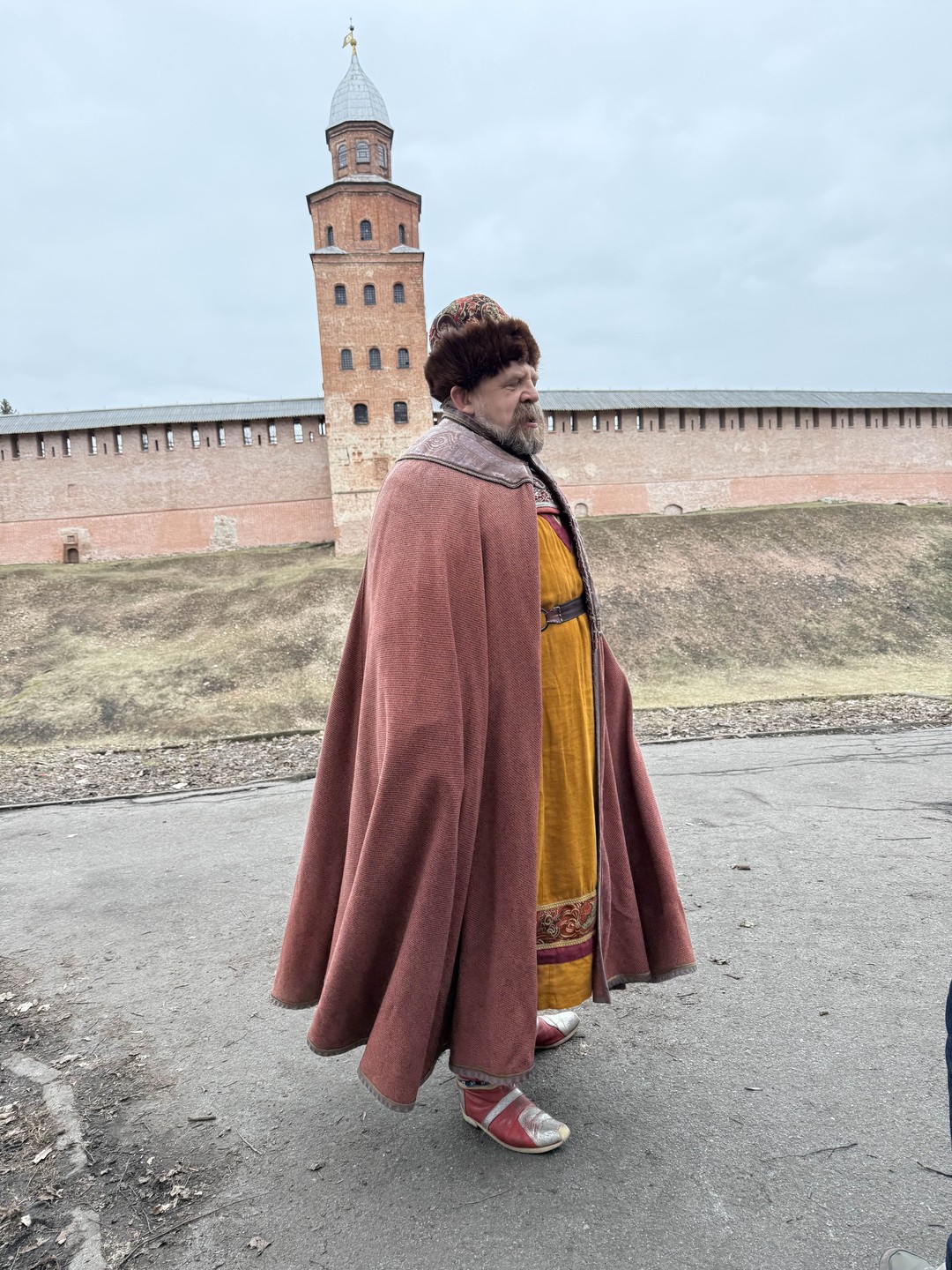 Кремлёвские прогулки со Сбыславом, Агафьей, Феофанией или Евфимией (Мария)