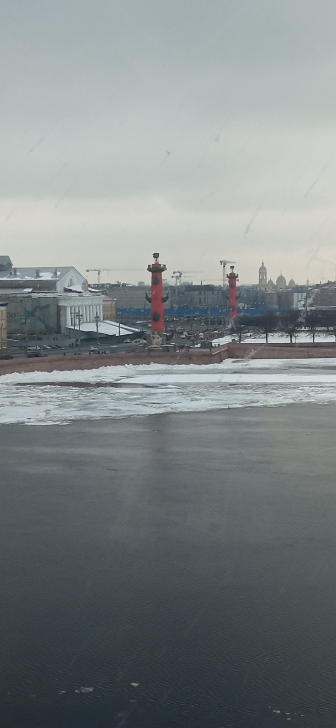 Обзорная экскурсия на машине по центру Петербурга (Надежда)