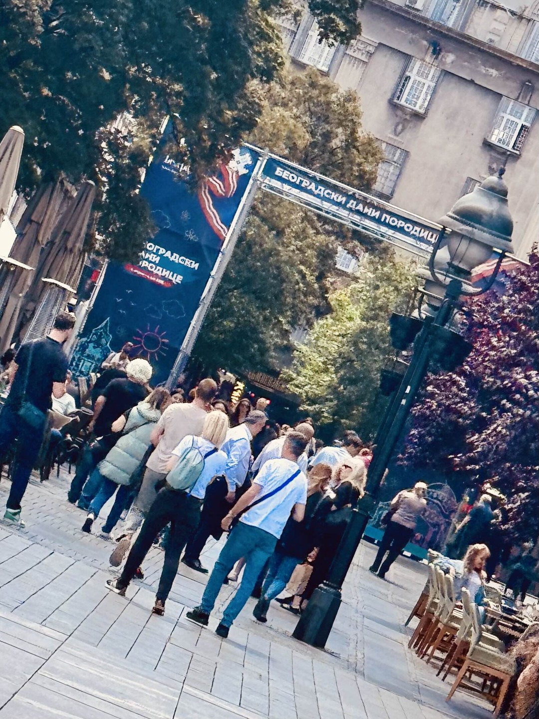 Экскурсию провела гид Милка. Прекрасно говорит по-русски и обладает энциклопедическими знаниями по истории и культуре горда