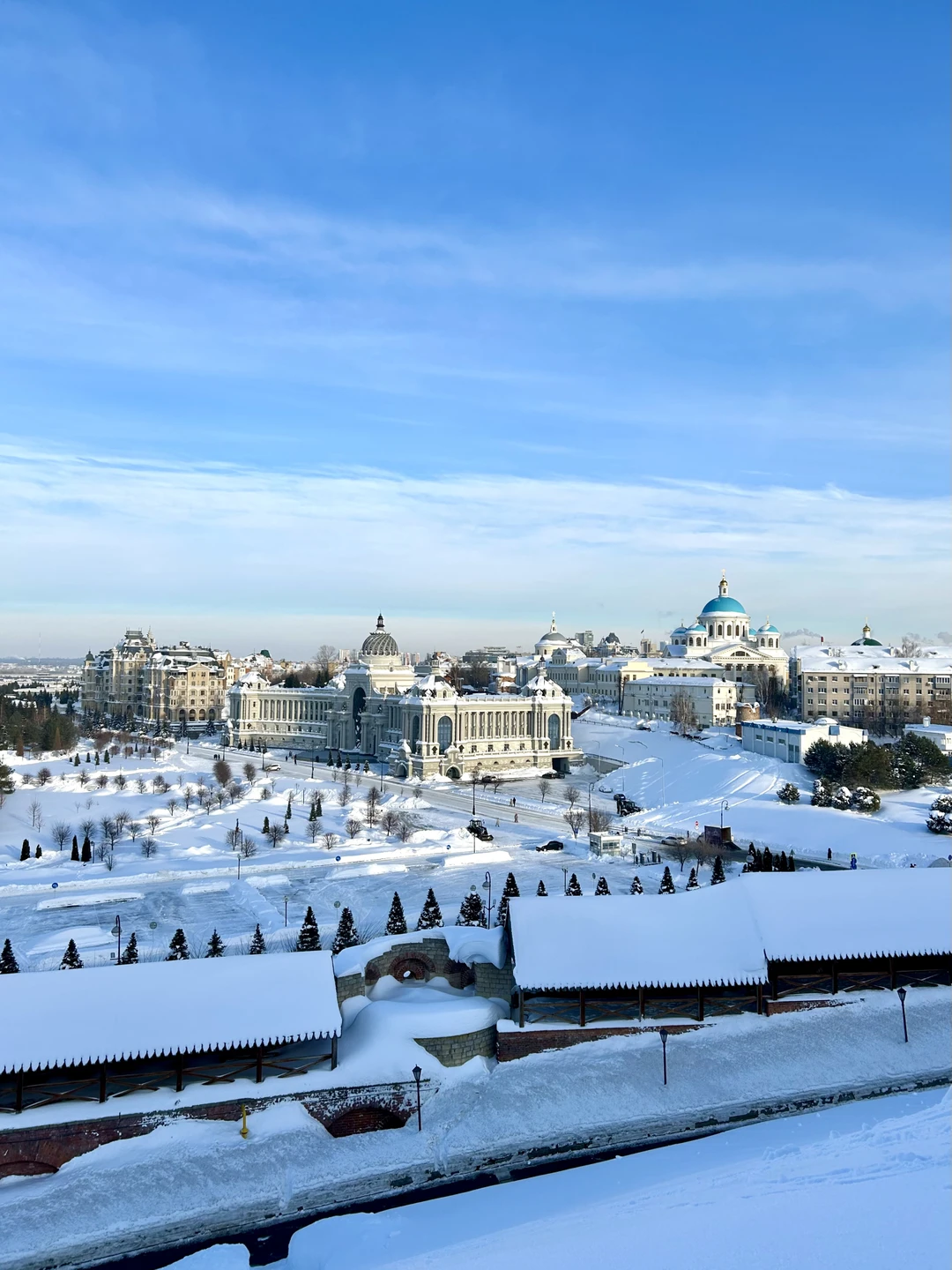 Большое спасибо Гульфие! Она прекрасный рассказчик, очаровательная и заботливая. Экскурсия была очень содержательная и одновременно легкая