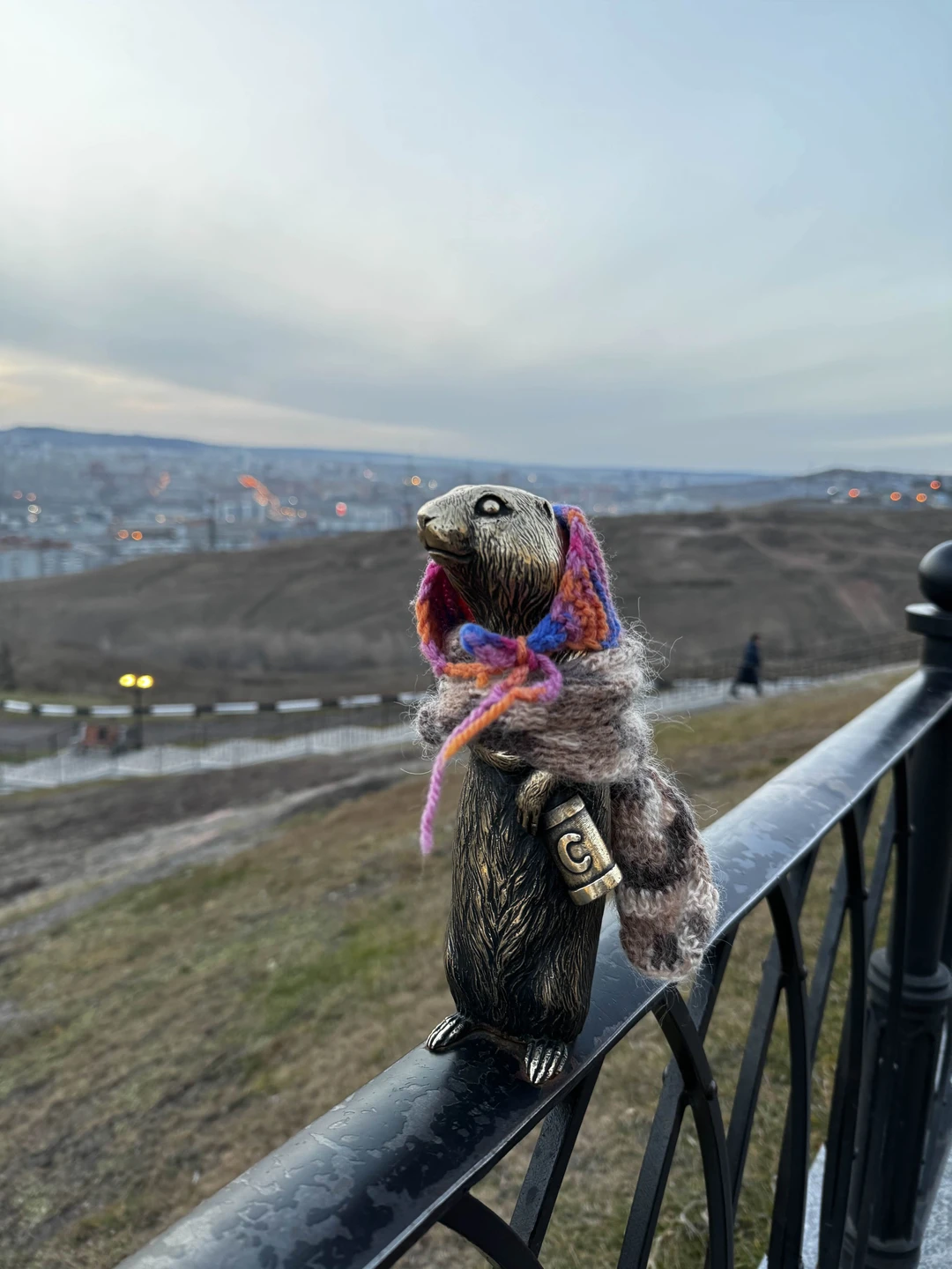 Замечательная экскурсия. Игорь очень много рассказал интересных фактов. Насыщенный маршрут. 7 часов прошло, как на одном