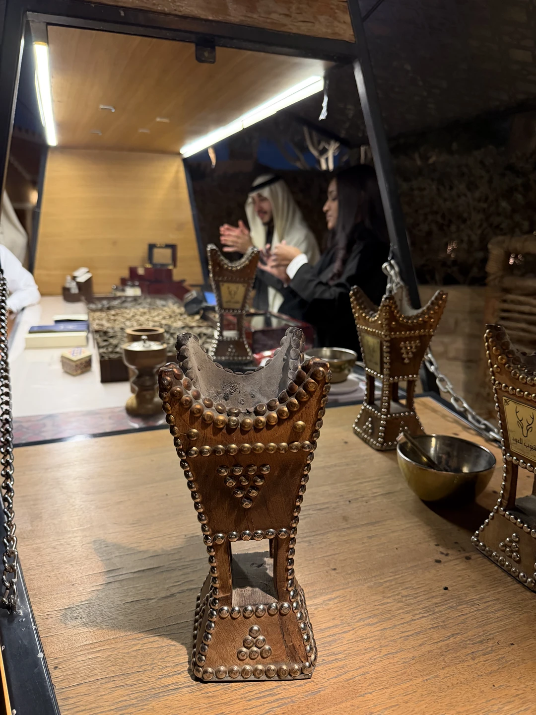 Отличный гид и человек! С утра до позднего вечера показывал нам город, без спешки и суеты. . было максимально комфортно и весело!