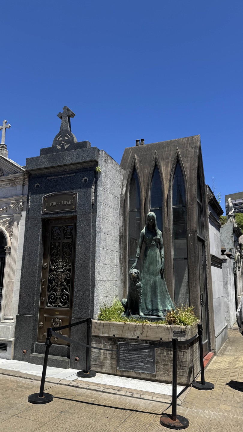 Были на экскурсии у Ксении 23.11, все прошло чудесно, Ксения - очень профессионально и интересно рассказывает