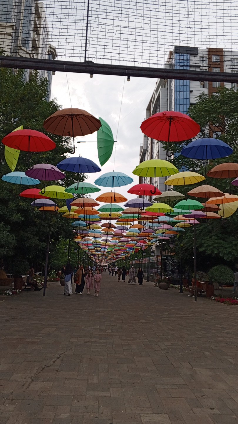 Путешествие прошло на 100000%Лучше гида Ибрагима ещё не встречала. Его рассказы вдохновляют и ты как будто